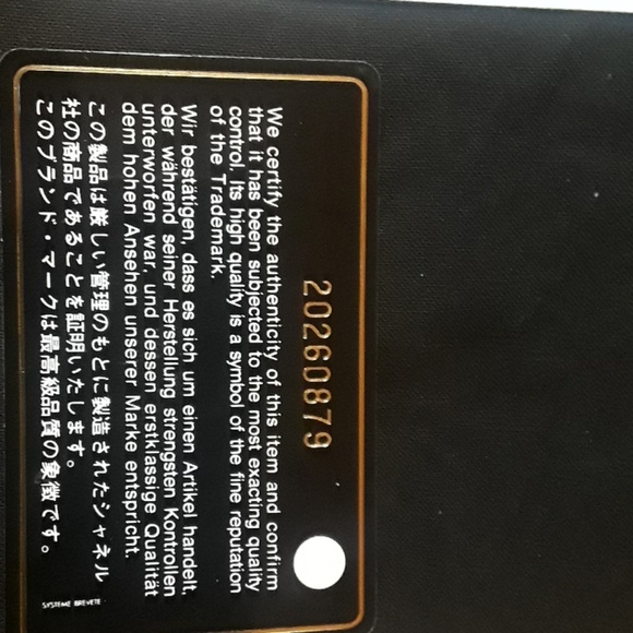 Brand new chanel - Picture 3 of 8